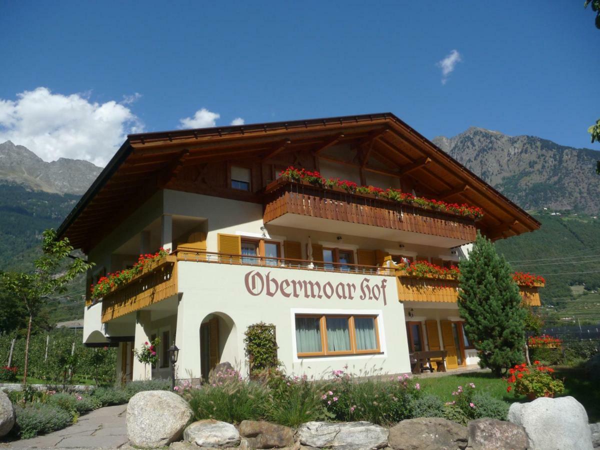 Ferienwohnungen Obermoarhof Lagundo Exterior photo